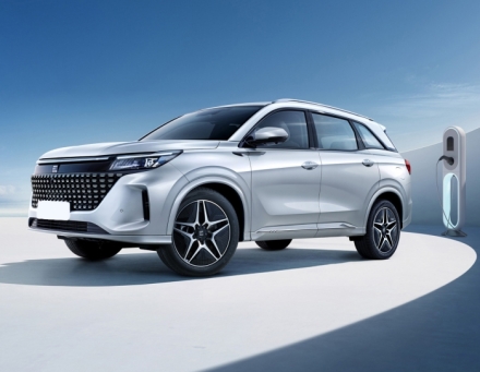 DFSK E5, Basic, Automat, Plug-In Hibrid, PHEV, E-CVT, 7 locuri