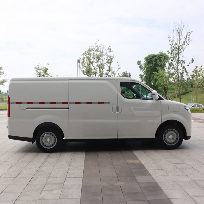DFSK EC75, Electric, Autonomie 210-310 km, VAN, 50kwh 