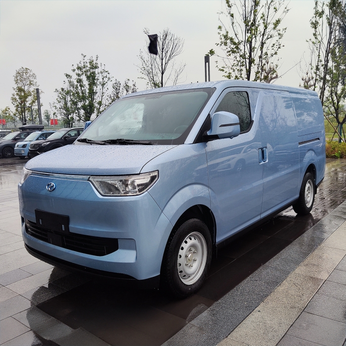 DFSK EC75, Electric, Autonomie 210-310 km, VAN, 50kwh 