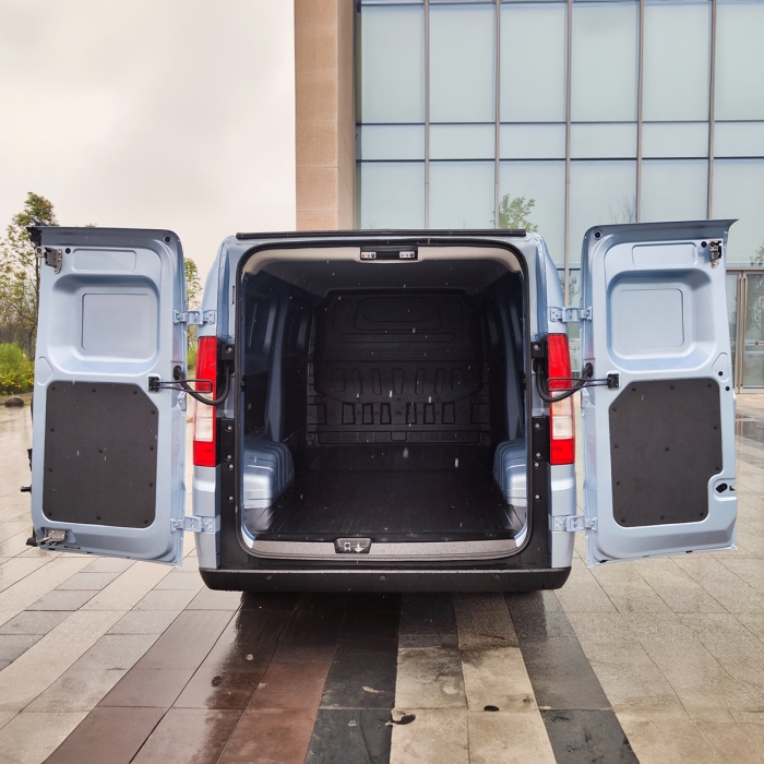 DFSK EC75, Electric, Autonomie 210-310 km, VAN, 50kwh 
