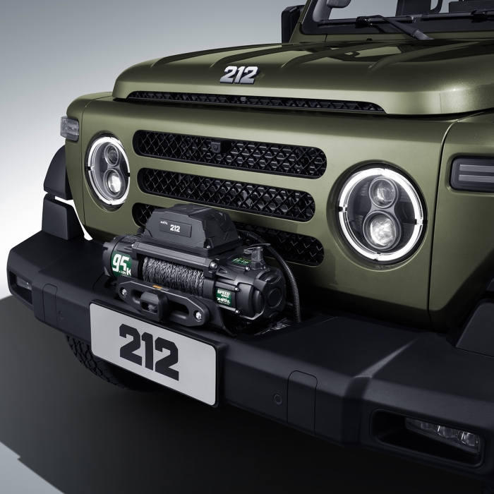 BAW 212, 2.0 Diesel TCI, 8AT, 4WD, Off-Road 