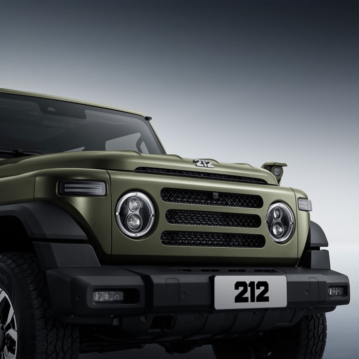 BAW 212, 2.0 Diesel TCI, 8AT, 4WD, Off-Road 