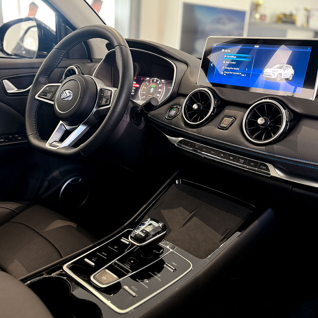 SERES 3 Facelift, Luxury, Autonomie 301 km WLTP, 54kwh, 163 CP 